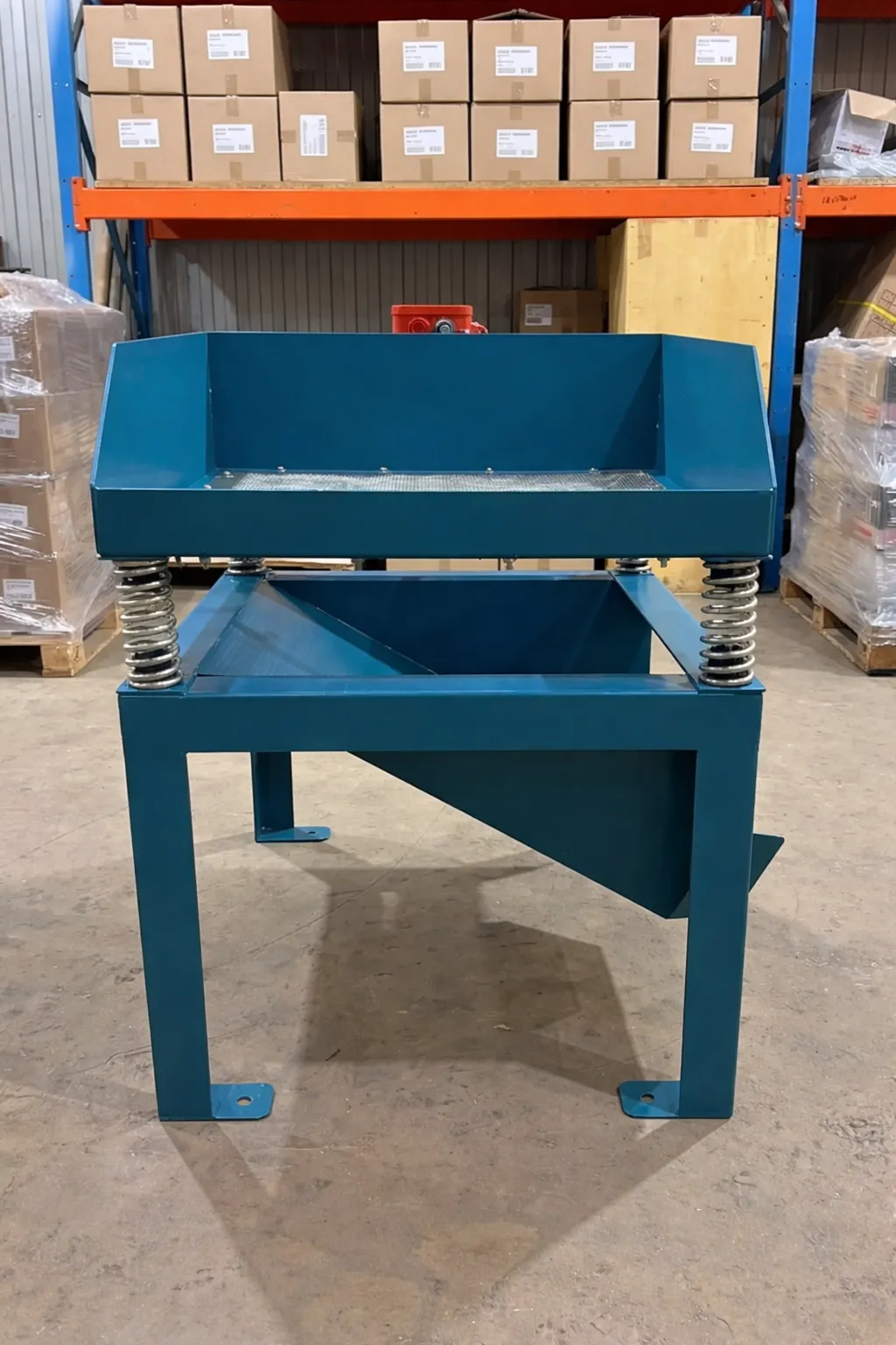 Вибросито для песка и сыпучих материалов 50х50 см, вид спереди без двигателя